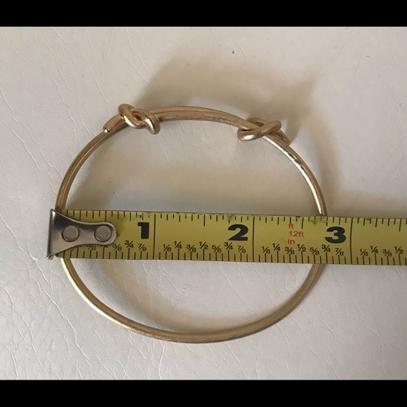 Double knotted vintage bangle bracelet - Picture 7 of 10